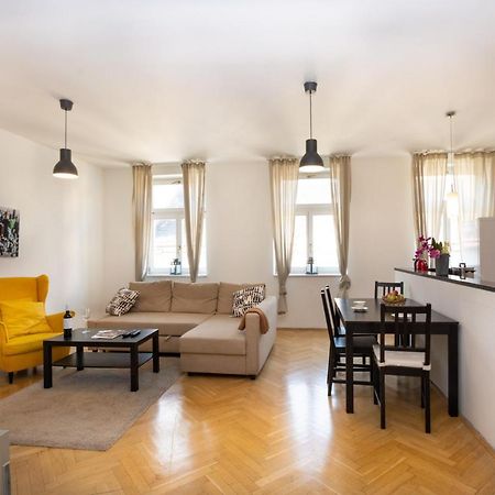 Ambiente Serviced Apartments - Tallerova Bratysława Zewnętrze zdjęcie