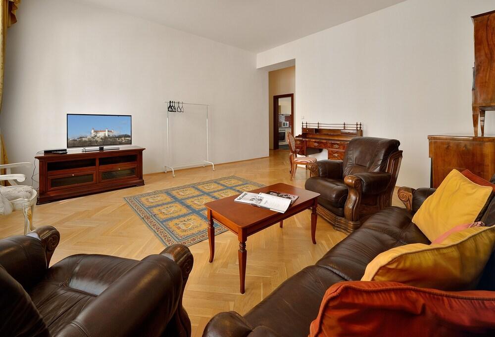 Ambiente Serviced Apartments - Tallerova Bratysława Zewnętrze zdjęcie