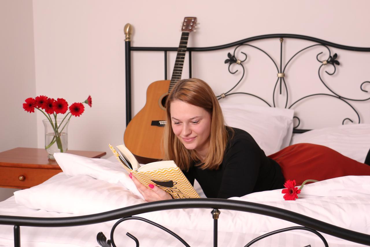 Ambiente Serviced Apartments - Tallerova Bratysława Zewnętrze zdjęcie