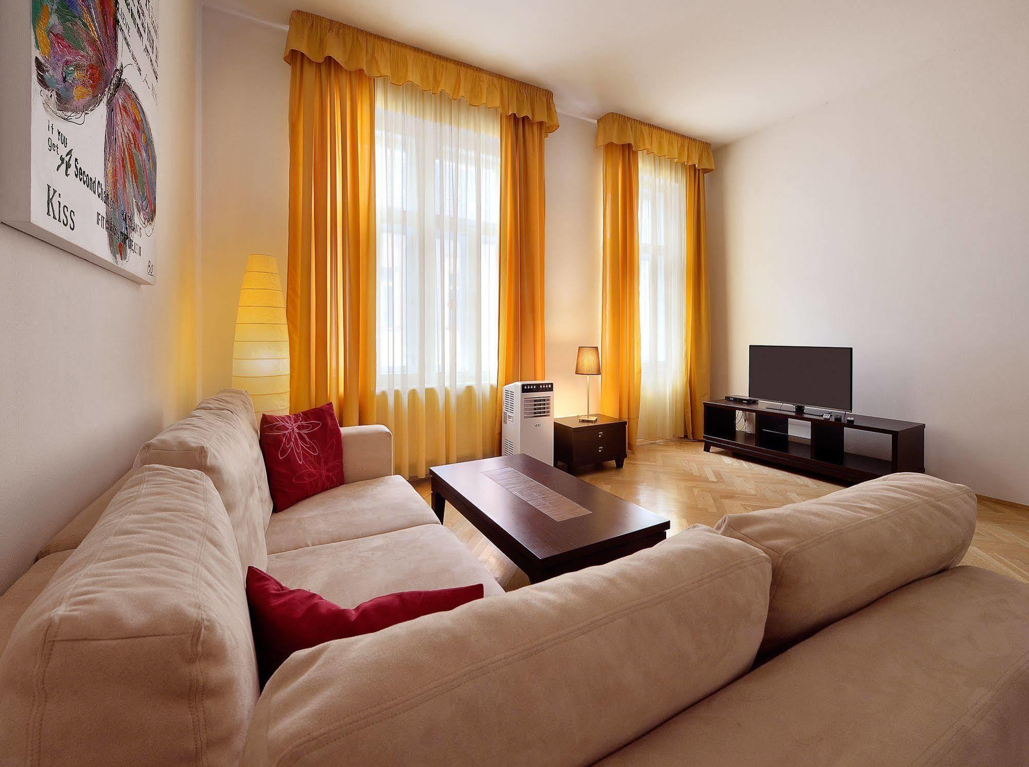 Ambiente Serviced Apartments - Tallerova Bratysława Zewnętrze zdjęcie