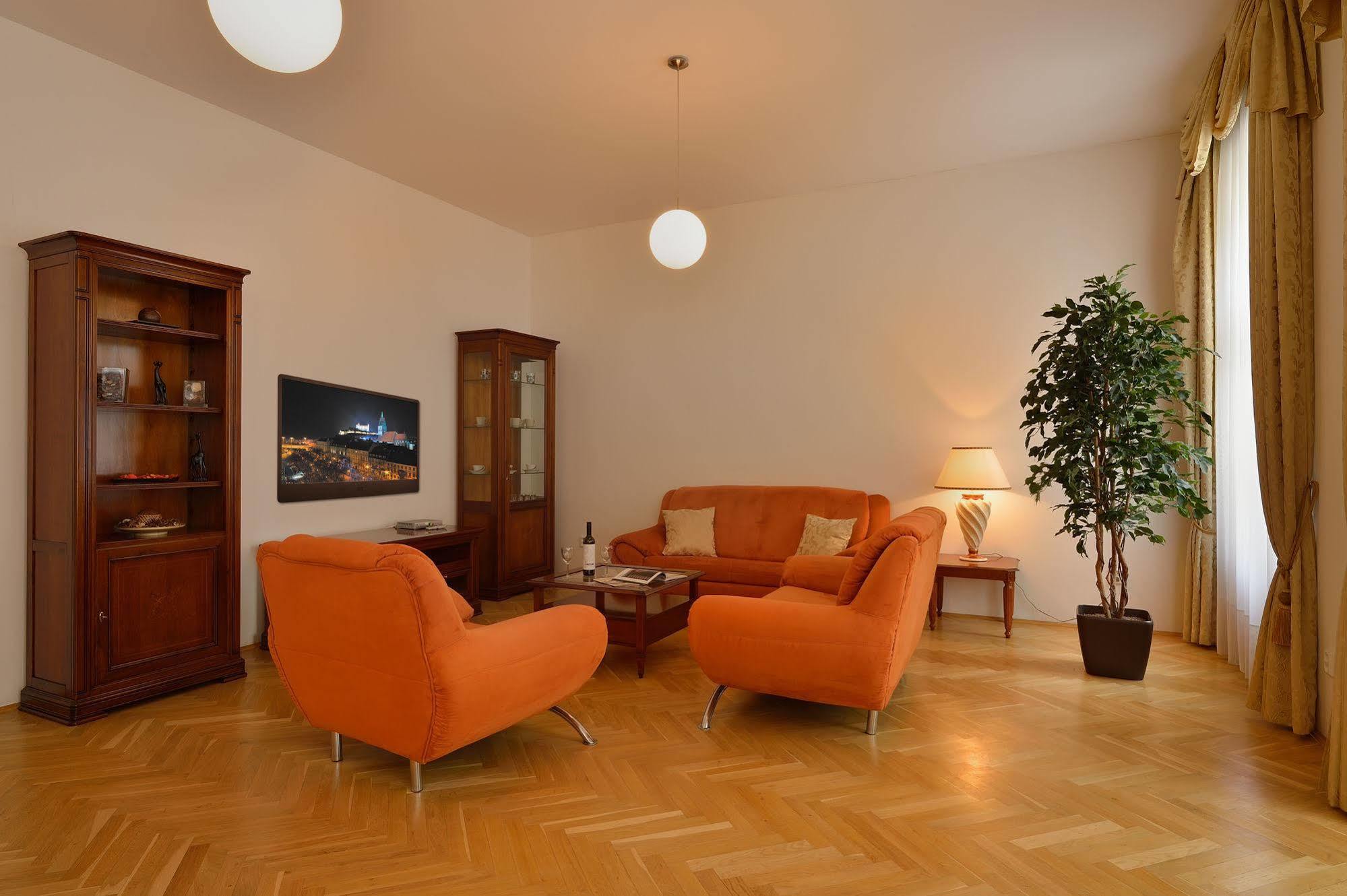 Ambiente Serviced Apartments - Tallerova Bratysława Zewnętrze zdjęcie