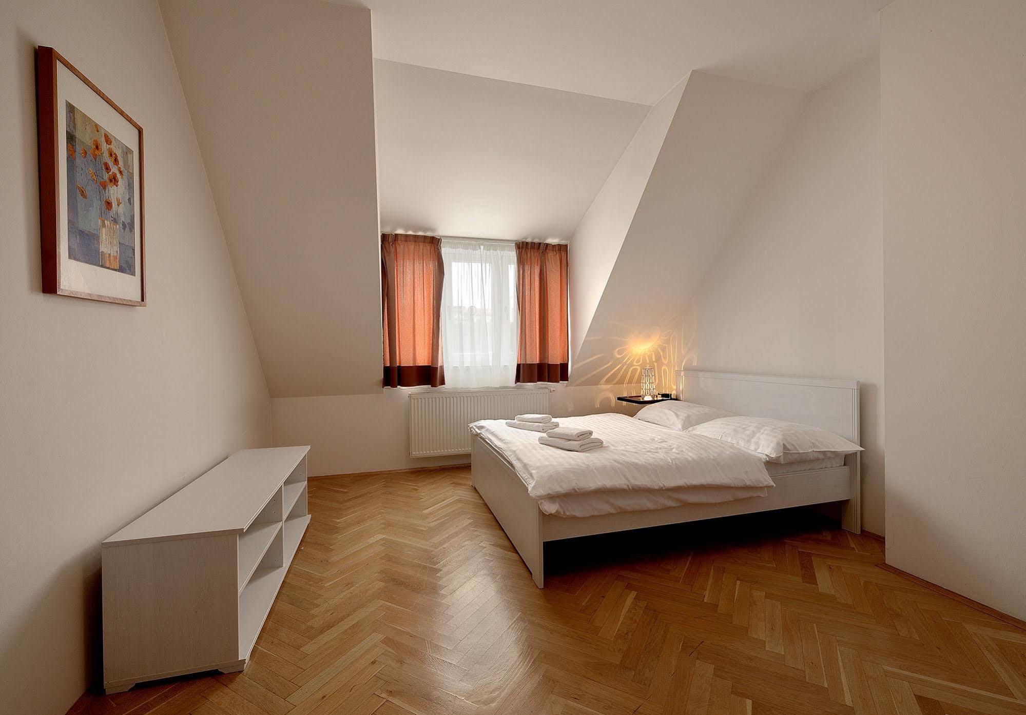 Ambiente Serviced Apartments - Tallerova Bratysława Zewnętrze zdjęcie