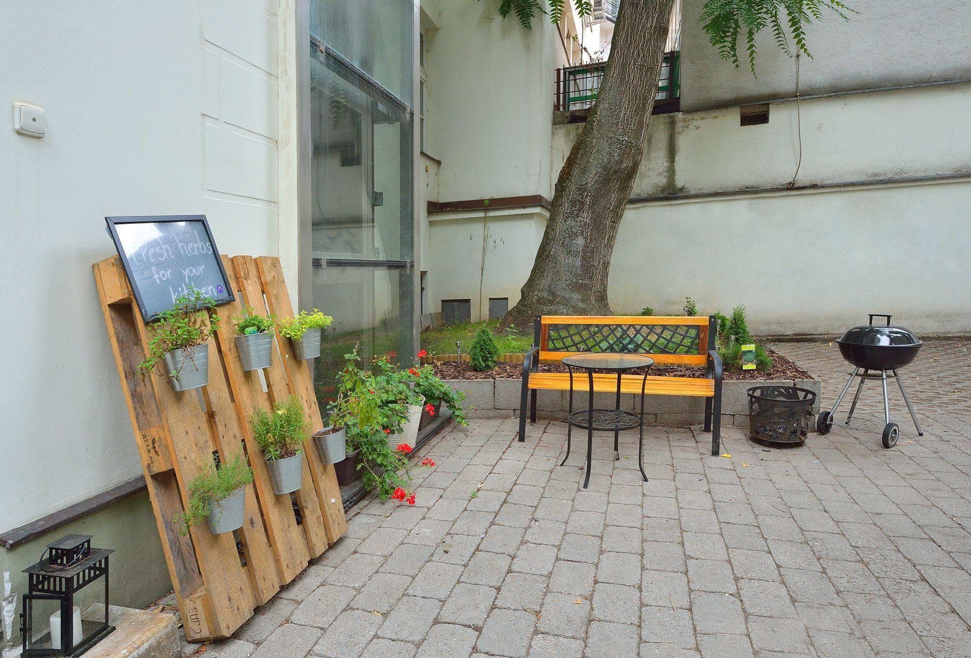 Ambiente Serviced Apartments - Tallerova Bratysława Zewnętrze zdjęcie
