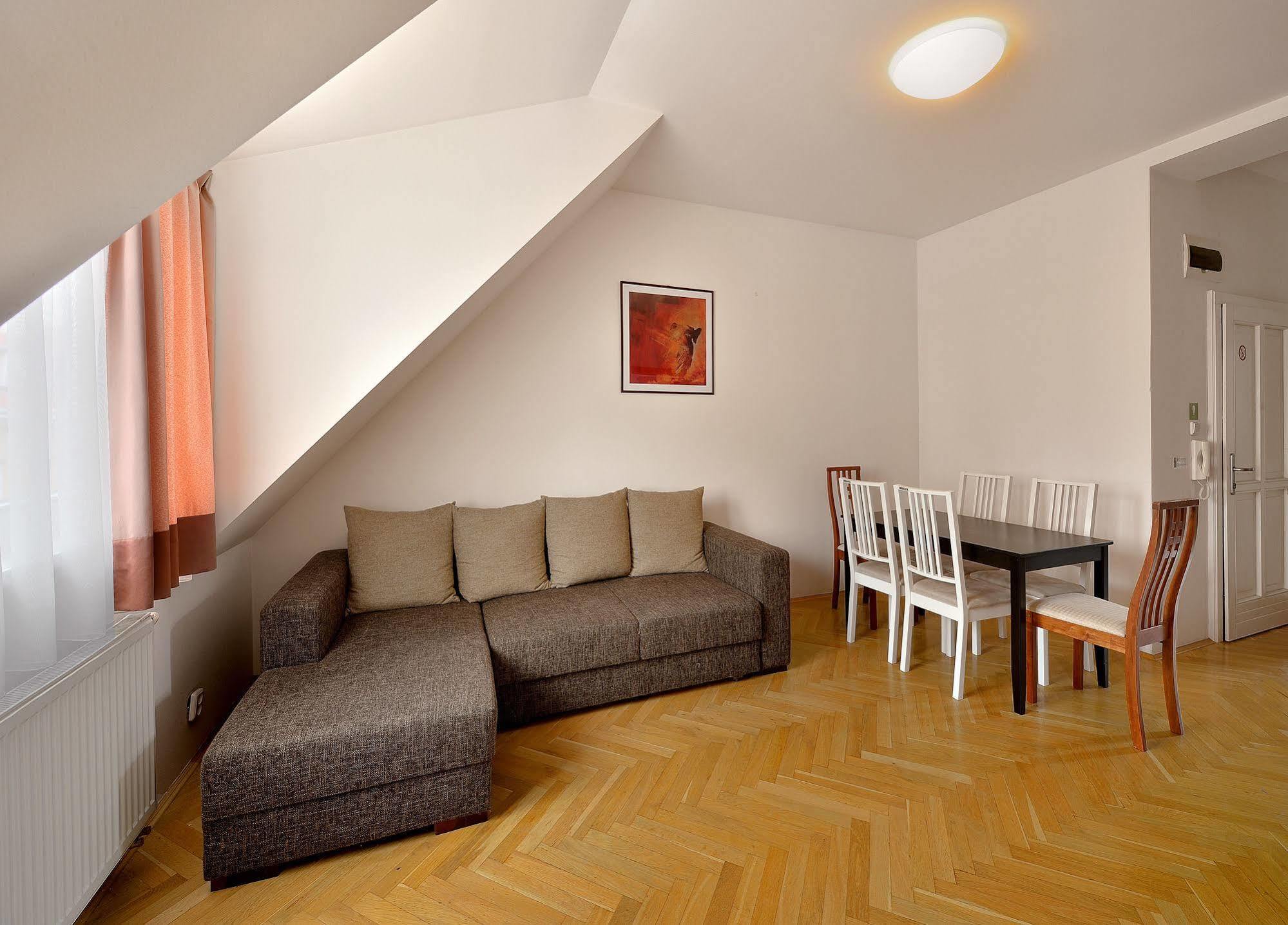 Ambiente Serviced Apartments - Tallerova Bratysława Zewnętrze zdjęcie