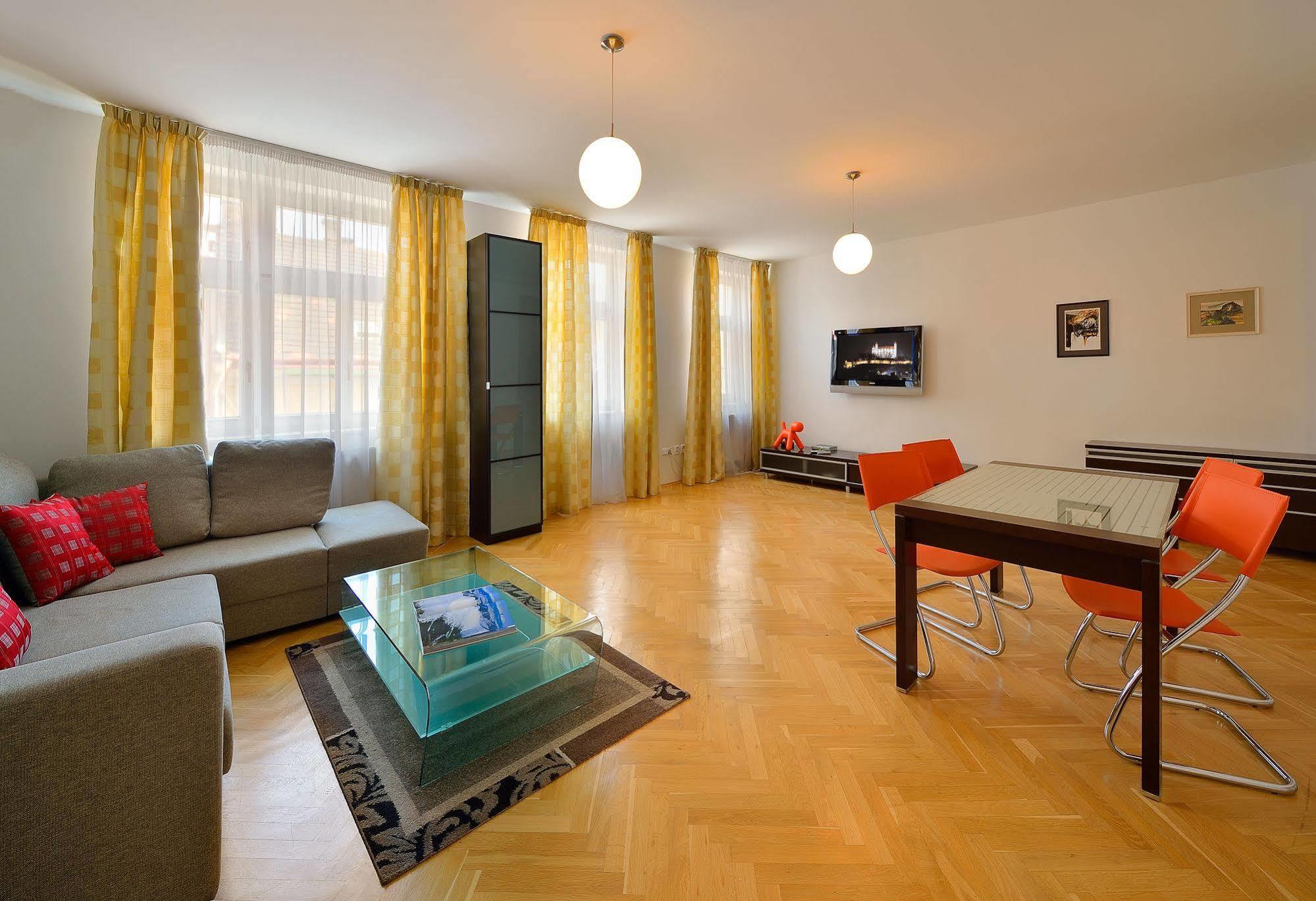 Ambiente Serviced Apartments - Tallerova Bratysława Zewnętrze zdjęcie