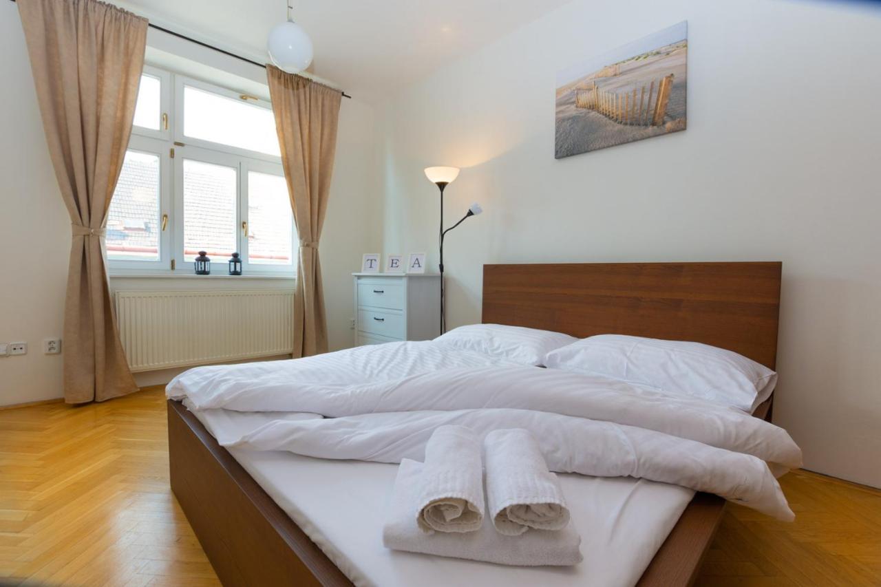 Ambiente Serviced Apartments - Tallerova Bratysława Zewnętrze zdjęcie