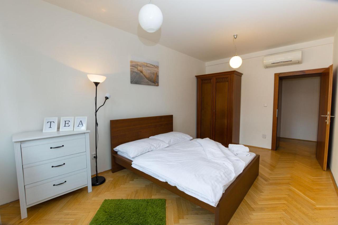 Ambiente Serviced Apartments - Tallerova Bratysława Zewnętrze zdjęcie